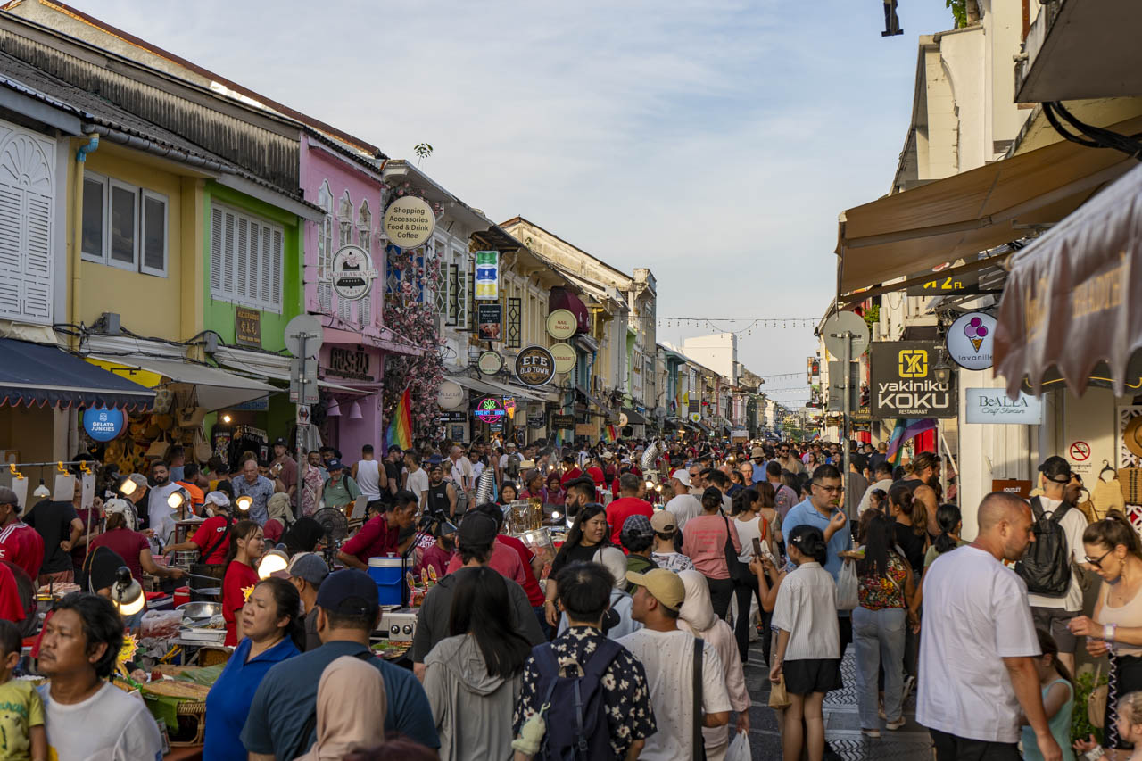 Lard Yai Market Phuket – Sunday Market on Phang Nga Road